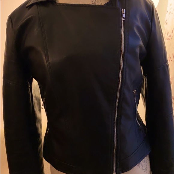 Black jacket - Picture 3 of 10